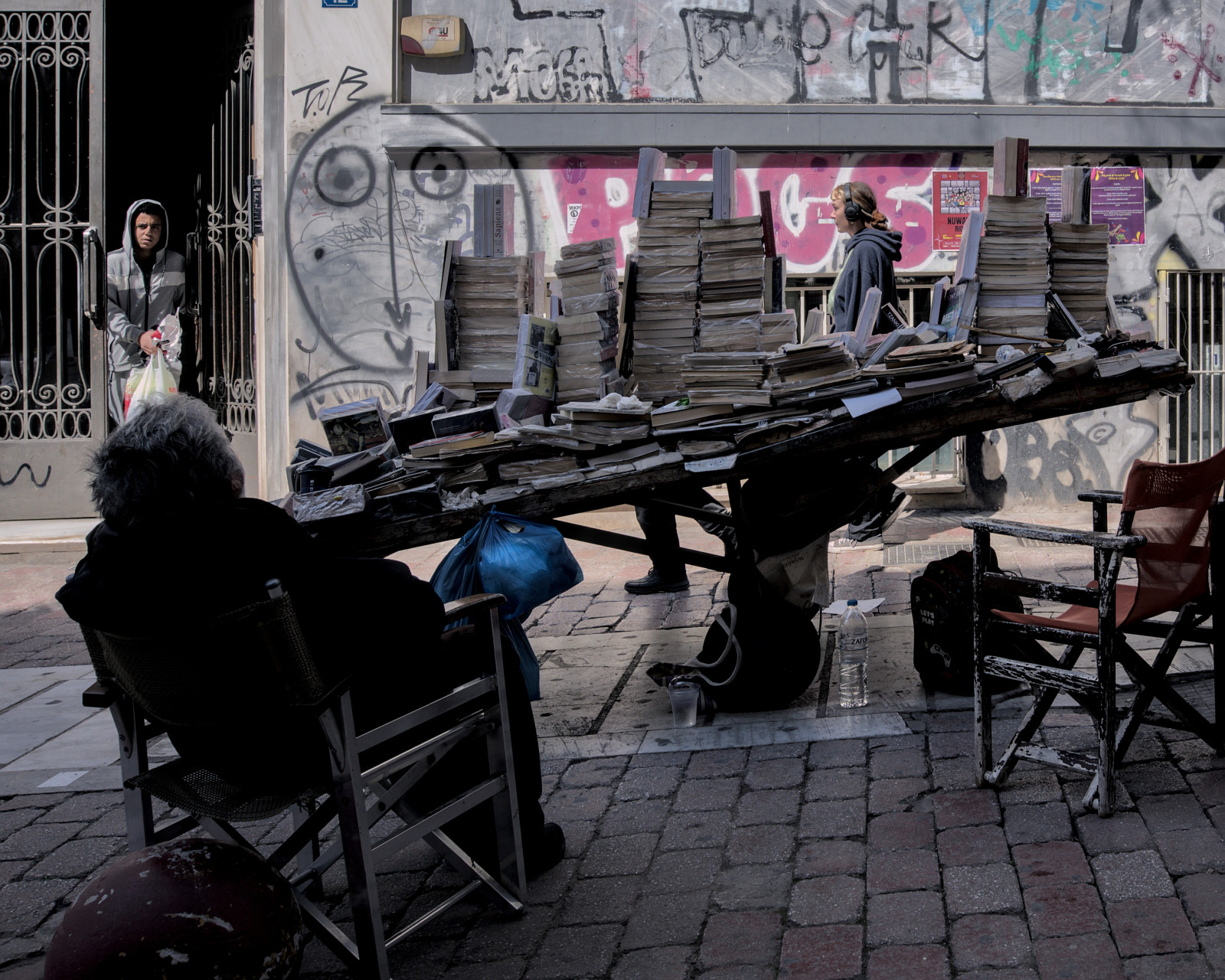Life in a rough city